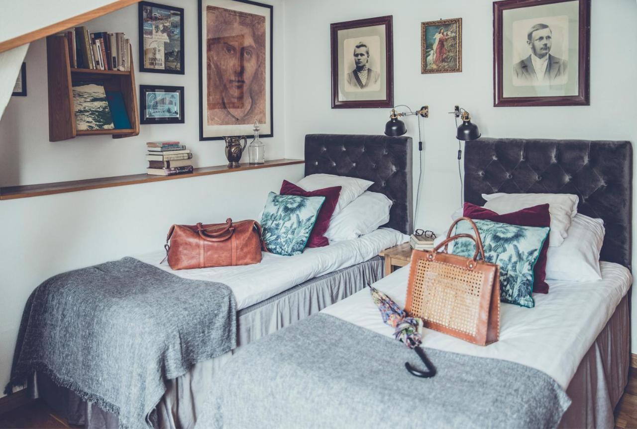 Hotell Gaestis Varberg Extérieur photo