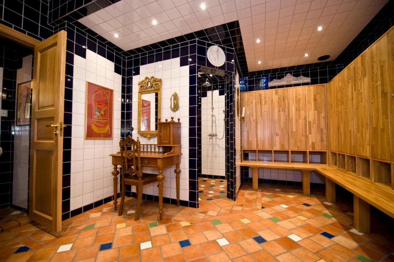 Hotell Gaestis Varberg Extérieur photo