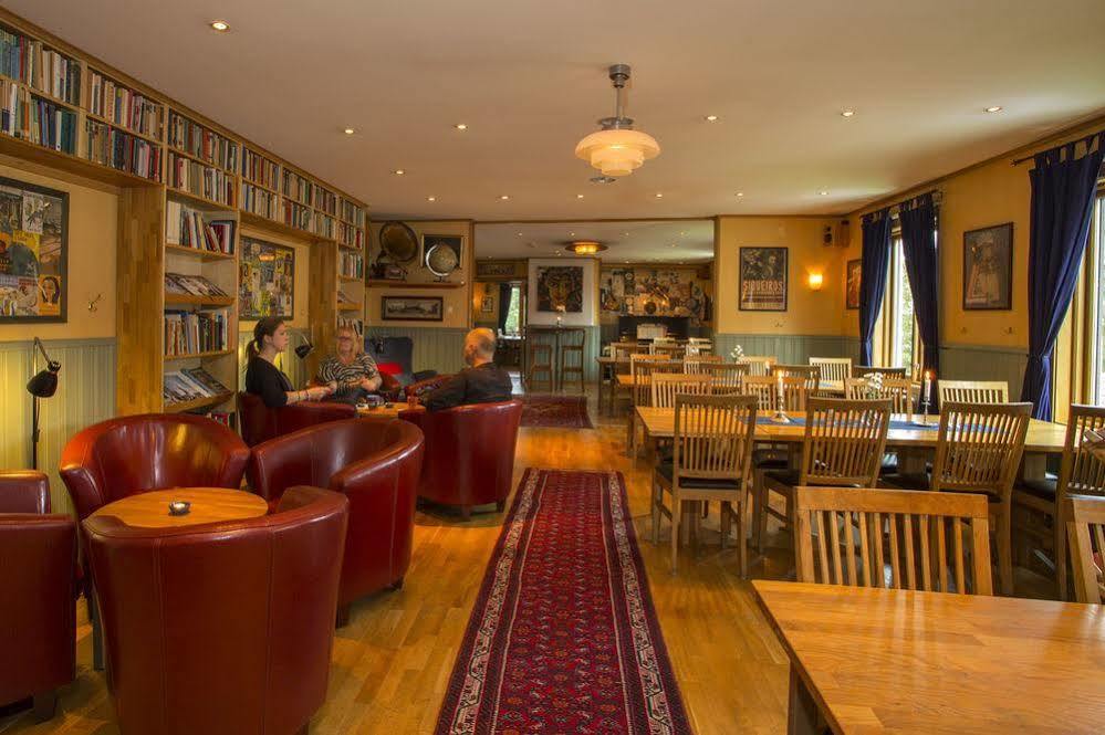 Hotell Gaestis Varberg Extérieur photo