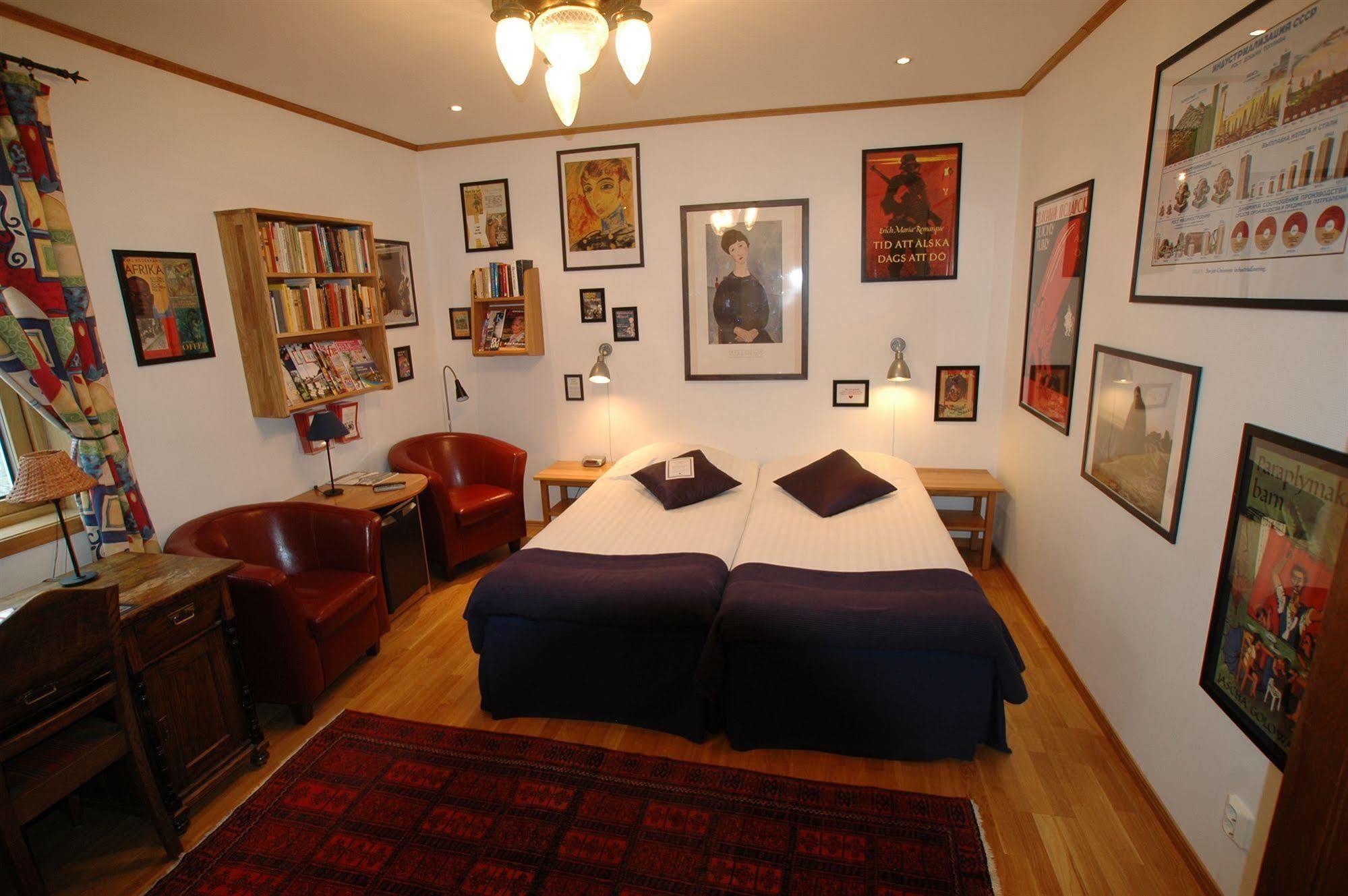 Hotell Gaestis Varberg Extérieur photo